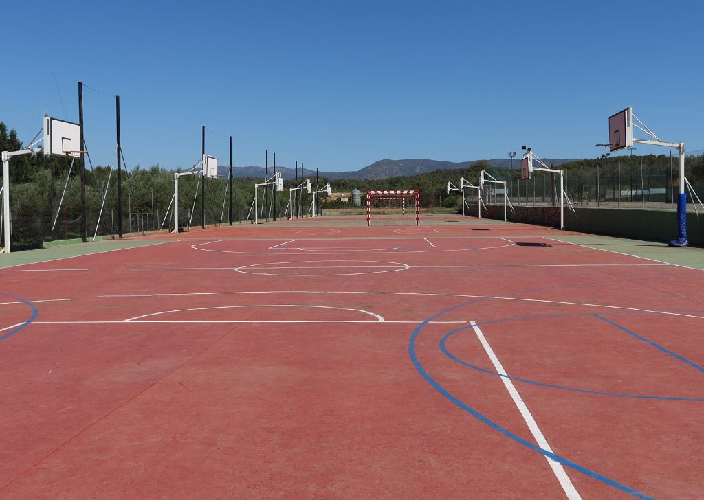 PISTAS POLIDEPORTIVAS