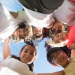 Beneficios de un campamento para la independencia de tus hijos